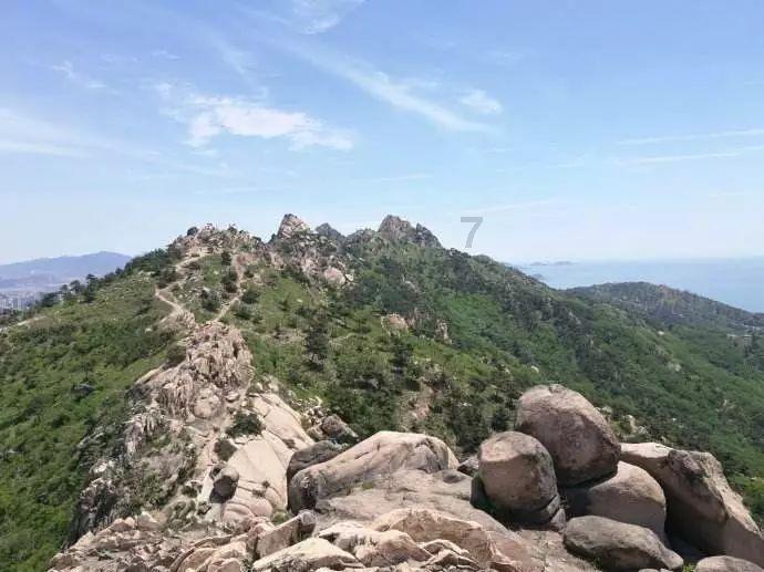 买问界M7最大的难点，要不要花6000元，给车内换个内饰颜色
